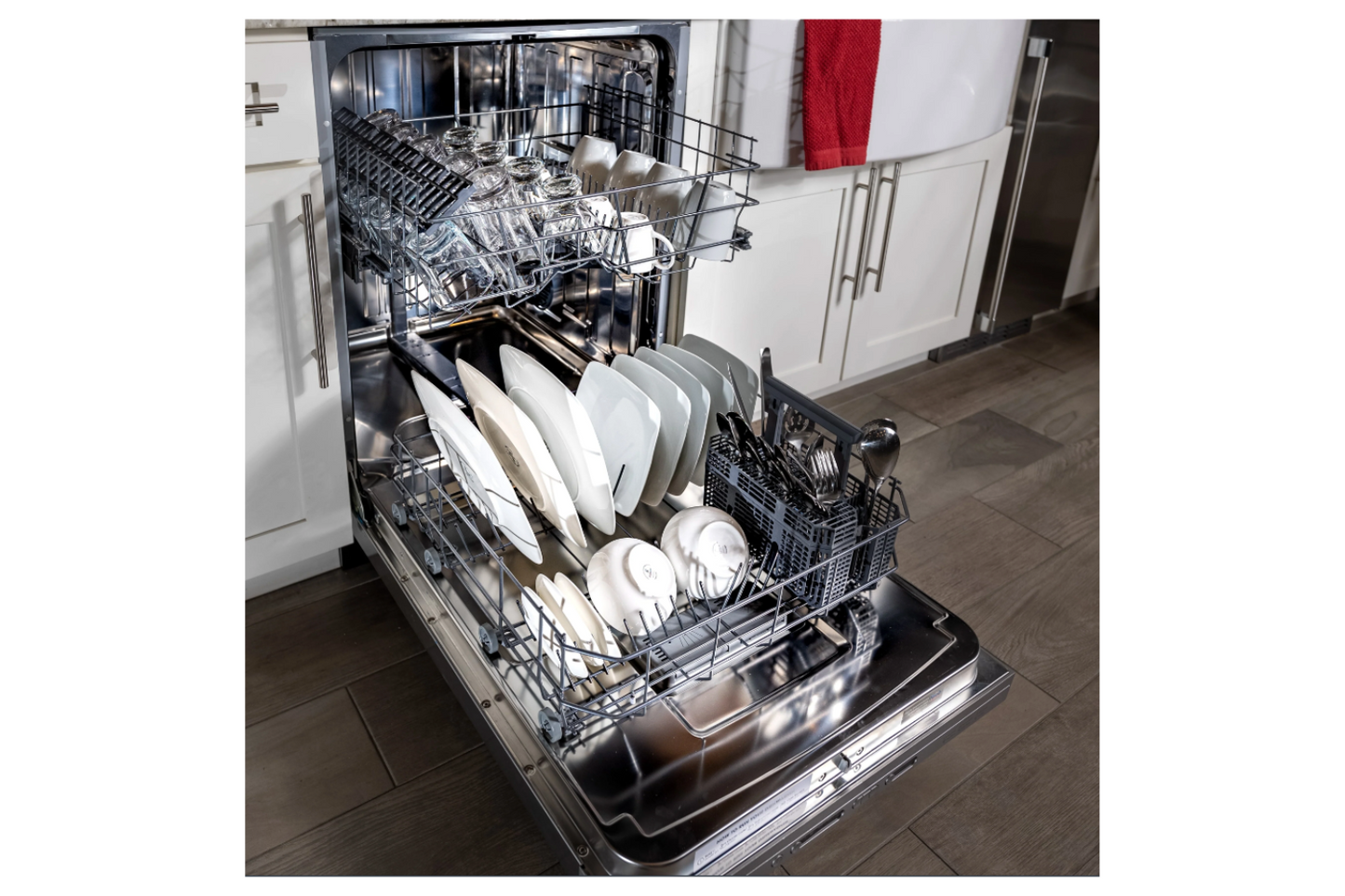 BREDA 24 in. Panel Ready ADA Compliant Custom Dishwasher (LUDWA30150)